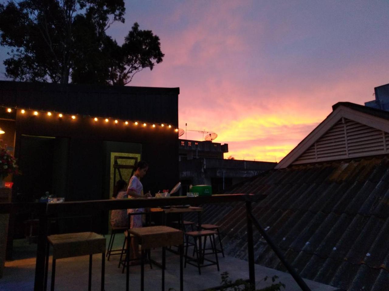 Chang Bed And Bar Hostel (Adults Only) Surat Thani Buitenkant foto