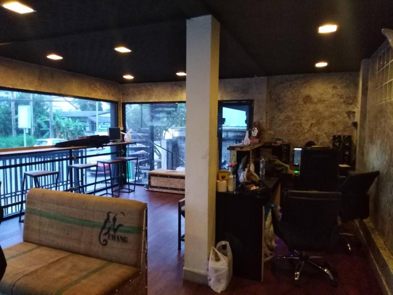 Chang Bed And Bar Hostel (Adults Only) Surat Thani Buitenkant foto