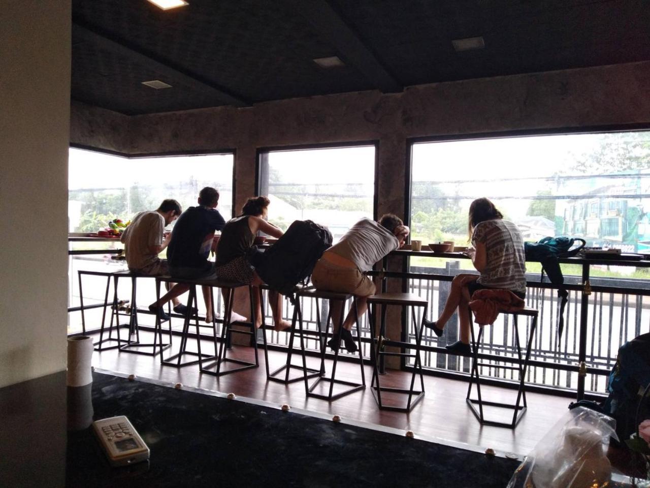 Chang Bed And Bar Hostel (Adults Only) Surat Thani Buitenkant foto