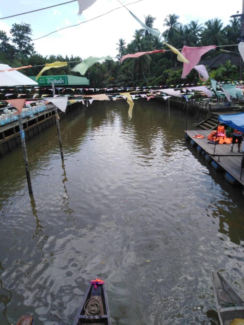 Chang Bed And Bar Hostel (Adults Only) Surat Thani Buitenkant foto