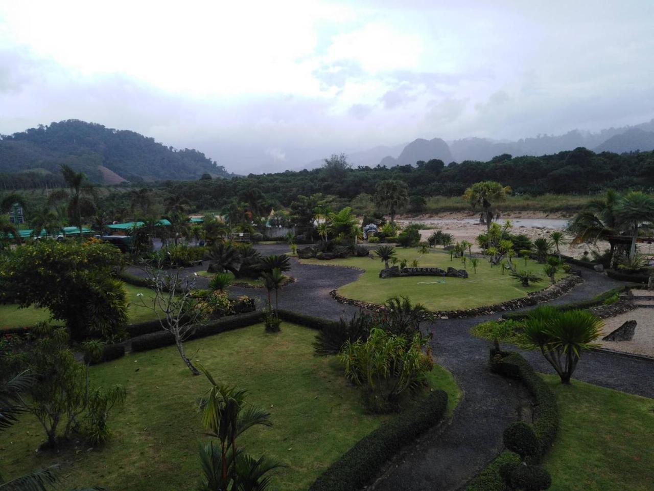 Chang Bed And Bar Hostel (Adults Only) Surat Thani Buitenkant foto