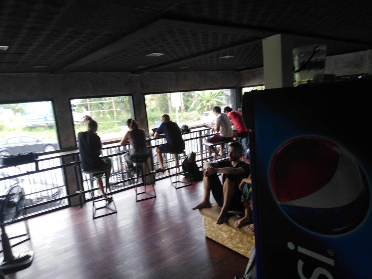 Chang Bed And Bar Hostel (Adults Only) Surat Thani Buitenkant foto
